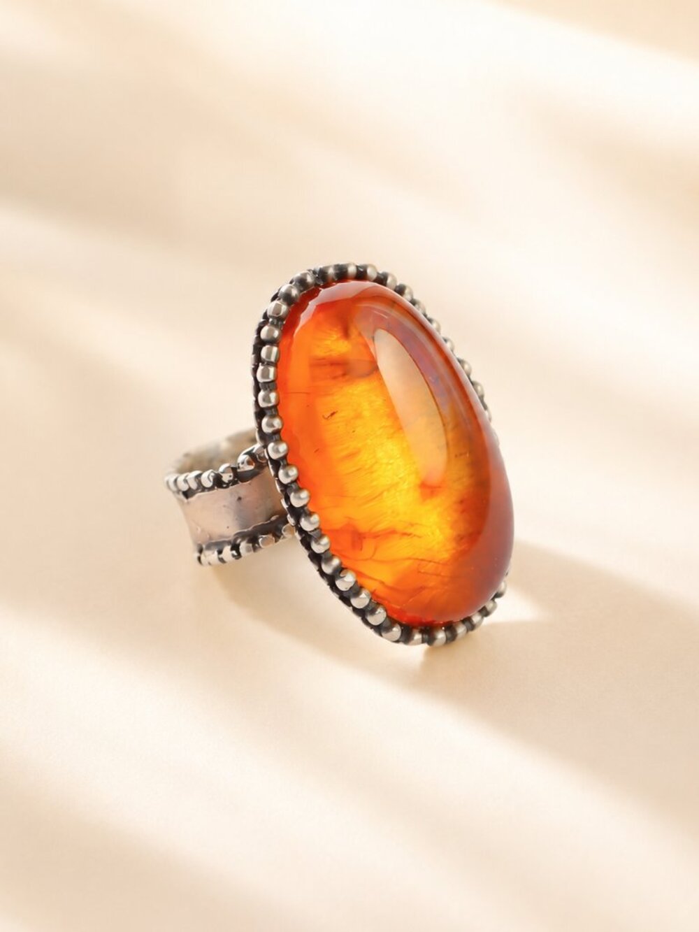 Medieval Baltic Amber Brutalist Ring in 925 Sterling Silver - Picture 3 of 7